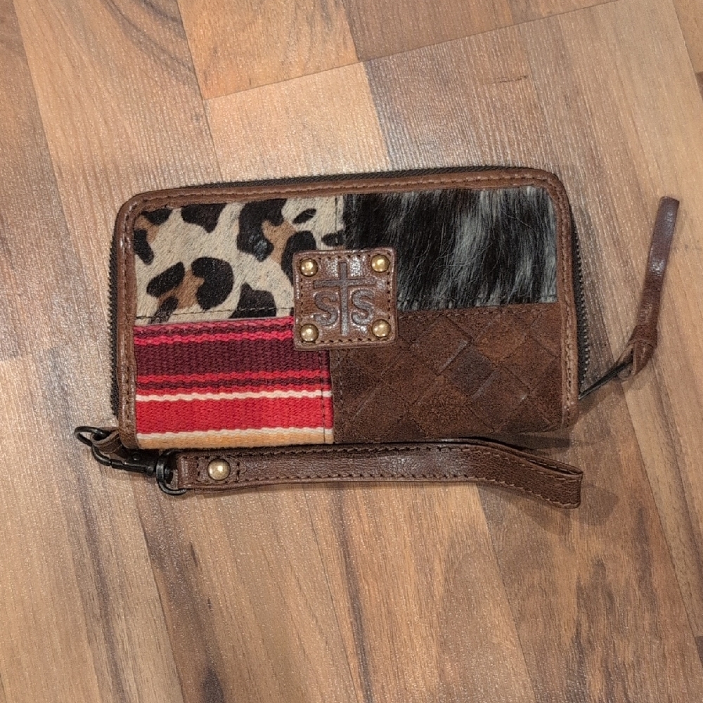 STS Ranchwear Leather Wristlet